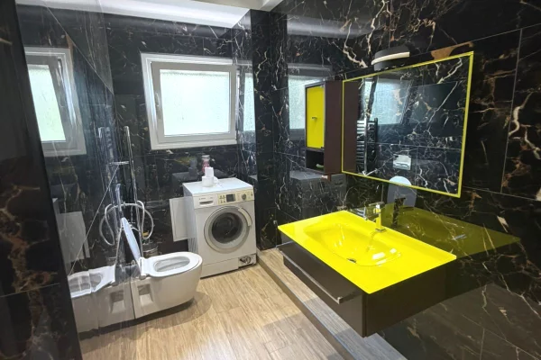Shtepi me qera Apartament ne Tirane, 1+1, Mobilimi E mobiluar, Pagesa 55,000  Leke.