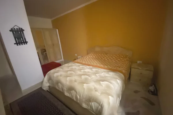 Shtepi me qera Apartament ne Tirane, 2+1, Mobilimi E mobiluar, Pagesa 60,000  Leke.