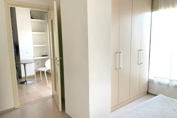 Shtepi me qera Apartament ne Tirane, 1+1, Mobilimi E mobiluar, Pagesa 60,000  Leke.