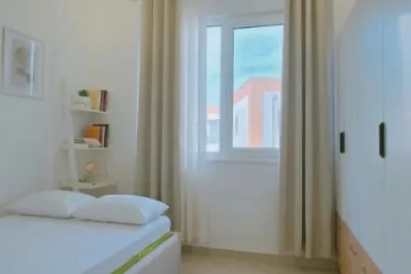 Shtepi ne shitje Apartament ne Tirane, 2+1, Mobilimi E mobiluar, Pagesa 190,000  Euro.