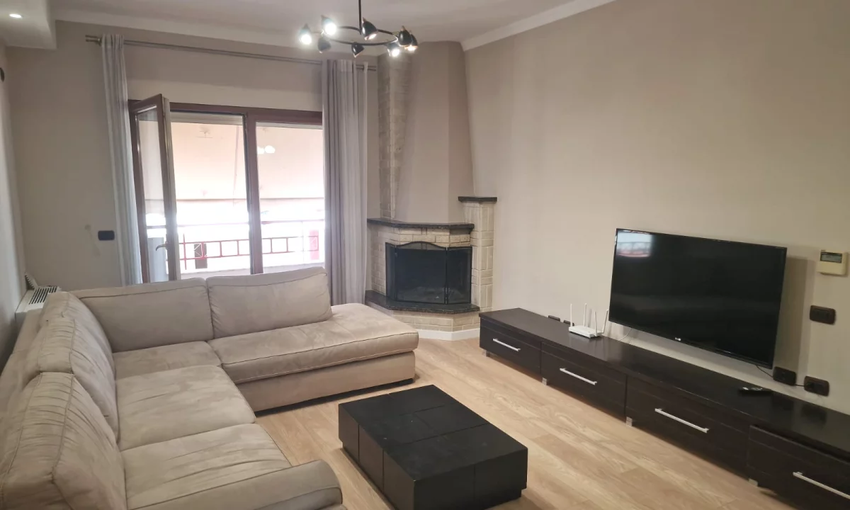House for Sale Apartment in Tirana, 2+1, Furniture Furnished, Payment 249,000  Euro.