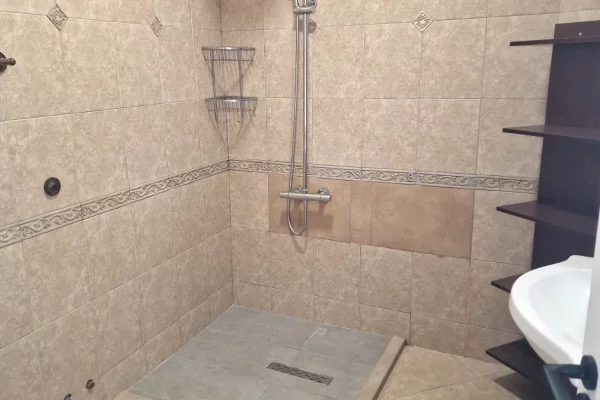House for Sale Apartment in Tirana, 2+1, Furniture Furnished, Payment 249,000  Euro.