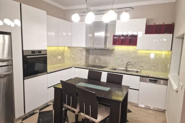House for Sale Apartment in Tirana, 2+1, Furniture Furnished, Payment 249,000  Euro.