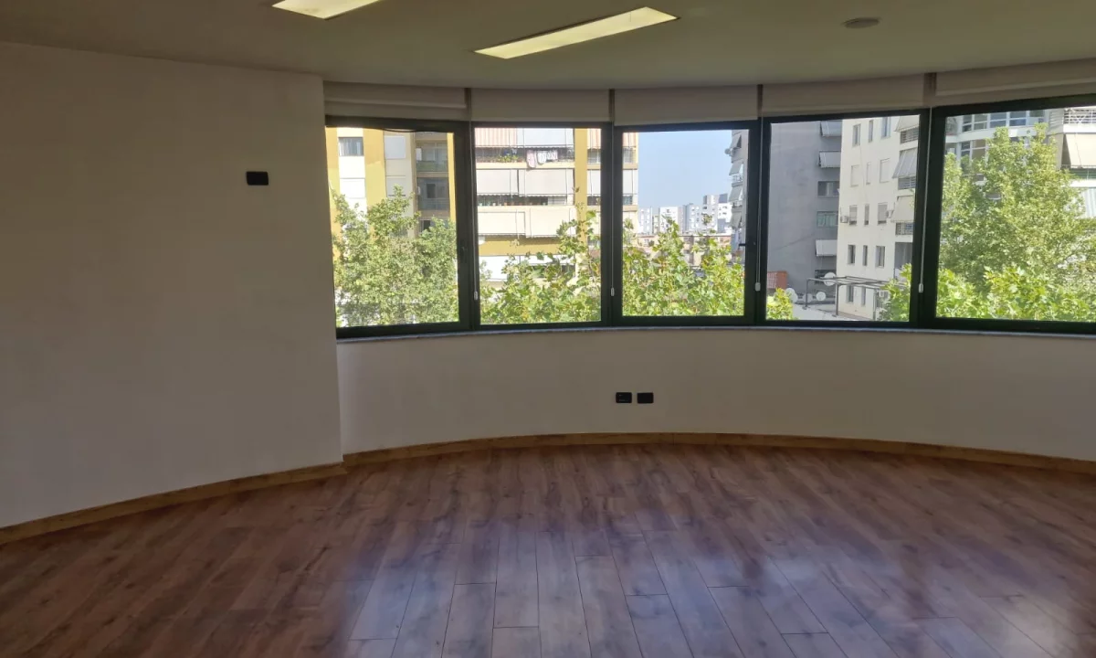House for Rent Apartment in Tirana, 2+1, Furniture Emty, Payment 80,000  Leke.