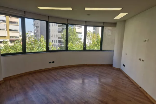 House for Rent Apartment in Tirana, 2+1, Furniture Emty, Payment 80,000  Leke.