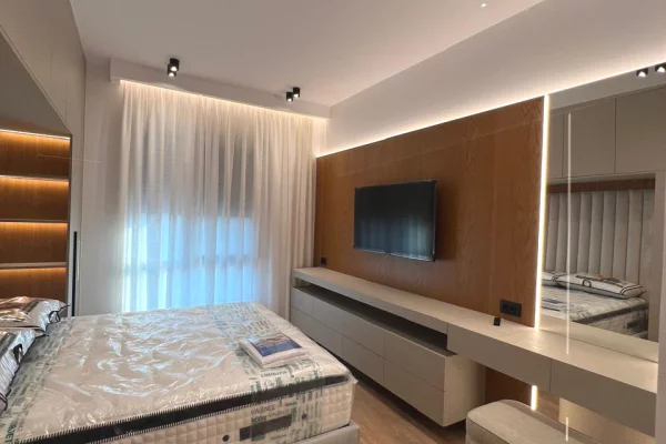House for Rent Apartment in Tirana, 2+1, Furniture Furnished, Payment 100,000  Leke.