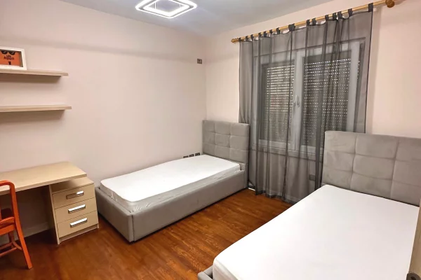 Shtepi me qera Apartament ne Tirane, 2+1, Mobilimi E mobiluar, Pagesa 65,000  Leke.
