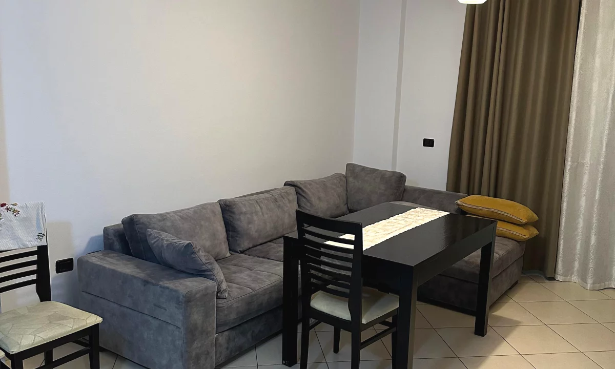 Shtepi me qera Apartament ne Tirane, 1+1, Mobilimi E mobiluar, Pagesa 48,000  Leke.