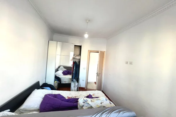 Shtepi me qera Apartament ne Tirane, 1+1, Mobilimi E mobiluar, Pagesa 650  Euro.