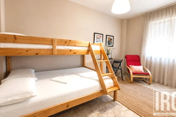 Shtepi me qera Apartament ne Tirane, 2+1, Mobilimi E mobiluar, Pagesa 95,000  Leke.