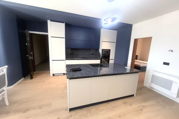 House for Sale Apartment in Tirana, 2+1, Furniture Furnished, Payment 278,000  Euro.