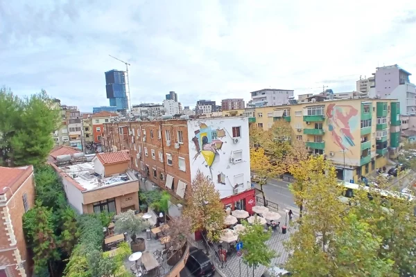 Shtepi me qera Apartament ne Tirane, 2+1, Mobilimi E mobiluar, Pagesa 60,000  Leke.