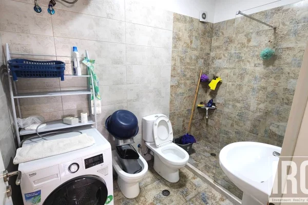 House for Sale Apartment in Tirana, 2+1, Furniture Furnished, Payment 20,000,000  Leke.