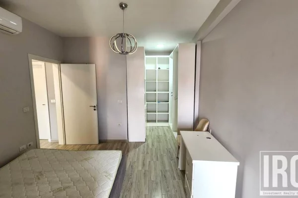 House for Sale Apartment in Tirana, 2+1, Furniture Furnished, Payment 20,000,000  Leke.