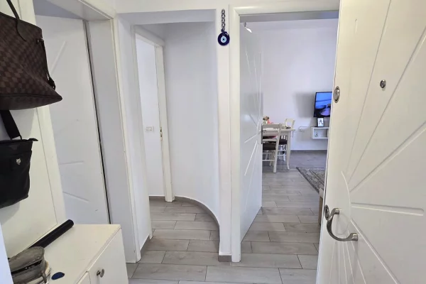 House for Sale Apartment in Tirana, 2+1, Furniture Furnished, Payment 16,000,000  Leke.