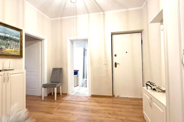 House for Sale Apartment in Tirana, 2+1, Furniture Furnished, Payment 23,900,000  Leke.
