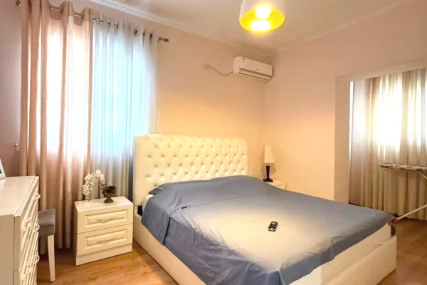 House for Sale Apartment in Tirana, 2+1, Furniture Furnished, Payment 23,900,000  Leke.
