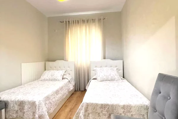 House for Sale Apartment in Tirana, 2+1, Furniture Furnished, Payment 23,900,000  Leke.