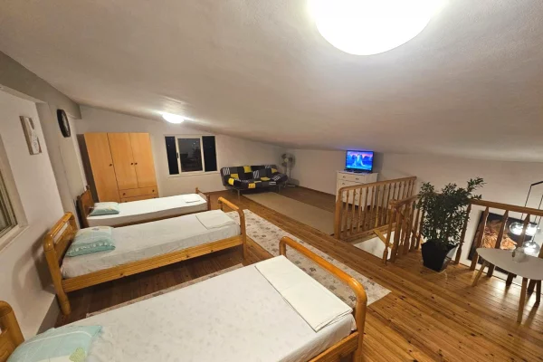 House for Rent Apartment in Tirana, 2+1, Furniture Furnished, Payment 50,000  Leke.