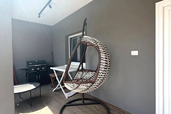 House for Sale Apartment in Tirana, 1+1, Furniture Furnished, Payment 175,000  Euro.