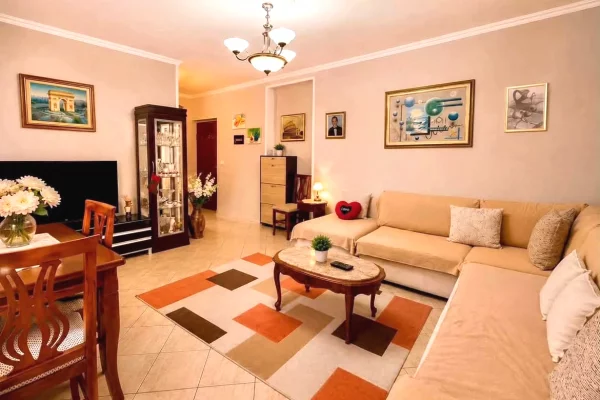 House for Sale Apartment in Tirana, 2+1, Furniture Furnished, Payment 199,000  Euro.