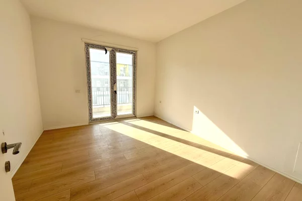 Shtepi me qera Apartament ne Tirane, 2+1, Mobilimi E mobiluar, Pagesa 13,500,000  Leke.