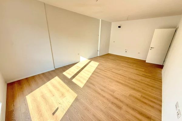 Shtepi me qera Apartament ne Tirane, 2+1, Mobilimi E mobiluar, Pagesa 13,500,000  Leke.