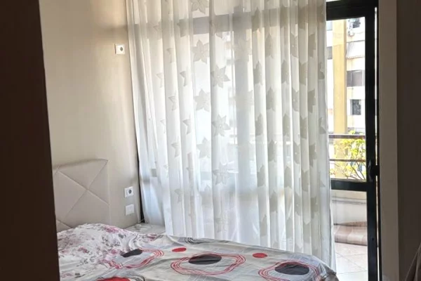 House for Sale Apartment in Tirana, 2+1, Furniture Furnished, Payment 250,000  Euro.