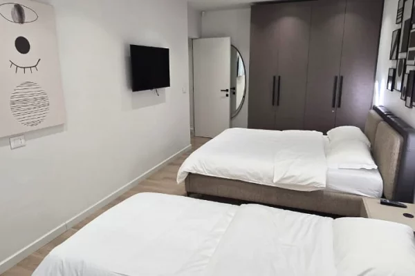House for Sale Apartment in Tirana, 1+1, Furniture Furnished, Payment 770,000  Euro.