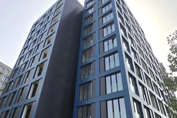 Shtepi ne shitje Apartament ne Tirane, 2+1, Mobilimi E mobiluar, Pagesa 208,000  Euro.