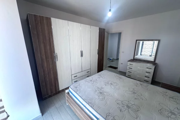 Shtepi me qera Apartament ne Tirane, 1+1, Mobilimi E mobiluar, Pagesa 600  Euro.