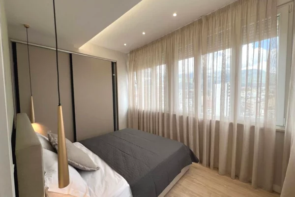 Shtepi me qera Apartament ne Tirane, 1+1, Mobilimi E mobiluar, Pagesa 50,000  Leke.