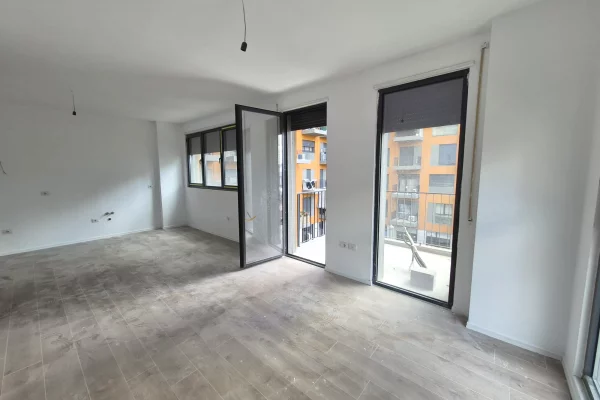 Xhamlliku Kompleksi ASL 2 Ish-venue  Shitet Apartament 2+1+2  tualete
