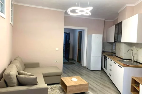  JEPET ME QERA APARTAMENT 2+1  📍 Don Bosko
