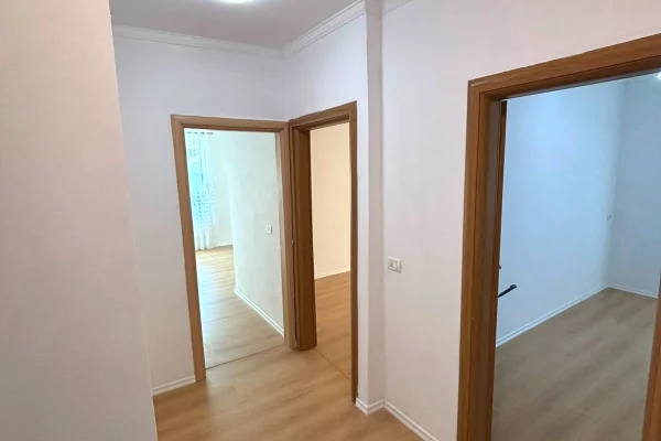 House for Sale Apartment in Tirana, 2+1, Furniture Emty, Payment 12,900,000  Leke.