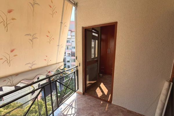 House for Rent Apartment in Tirana, 2+1, Furniture Furnished, Payment 80,000  Leke.