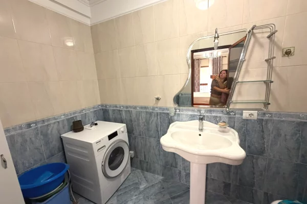 House for Rent Apartment in Tirana, 2+1, Furniture Furnished, Payment 80,000  Leke.
