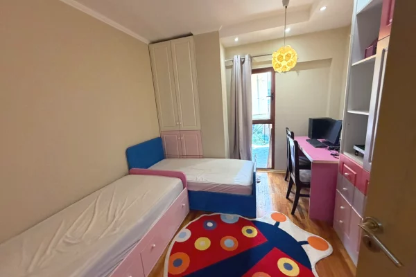 House for Rent Apartment in Tirana, 2+1, Furniture Furnished, Payment 80,000  Leke.