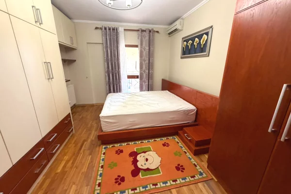House for Rent Apartment in Tirana, 2+1, Furniture Furnished, Payment 80,000  Leke.