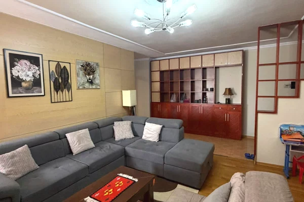 House for Rent Apartment in Tirana, 2+1, Furniture Furnished, Payment 80,000  Leke.