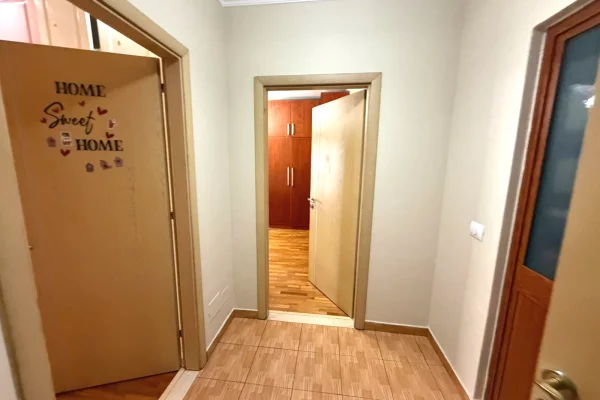 House for Rent Apartment in Tirana, 2+1, Furniture Furnished, Payment 80,000  Leke.