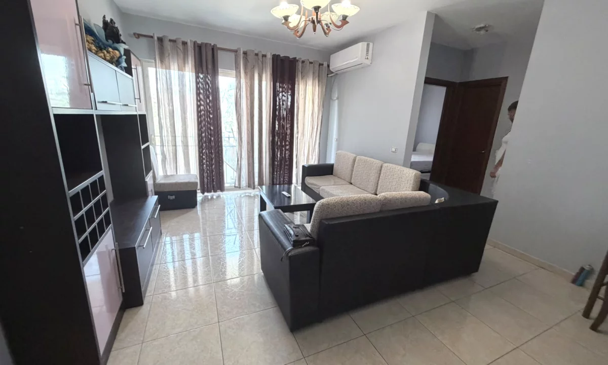 House for Rent Apartment in Tirana, 2+1, Furniture Furnished, Payment 65,000  Leke.