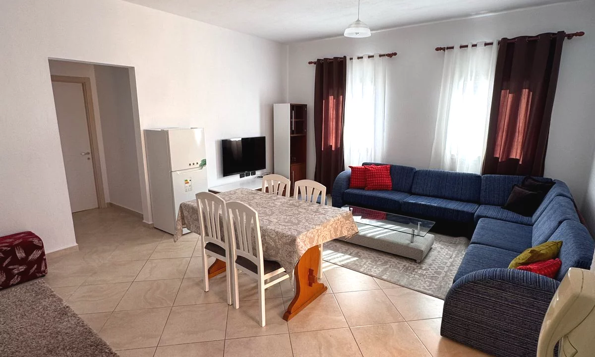 Shtepi me qera Apartament ne Tirane, 2+1, Mobilimi E mobiluar, Pagesa 45,000  Leke.