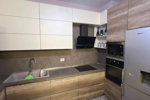 House for Sale Apartment in Tirana, 2+1, Furniture Furnished, Payment 210,000  Euro.
