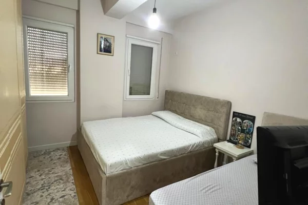 House for Sale Apartment in Tirana, 2+1, Furniture Furnished, Payment 210,000  Euro.