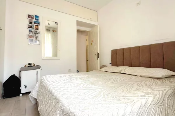 House for Sale Apartment in Tirana, 2+1, Furniture Furnished, Payment 16,000,000  Leke.
