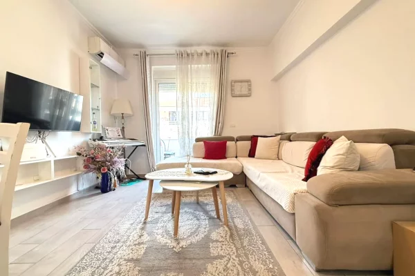 House for Sale 2+1 in Tirana - 16,000,000 Leke