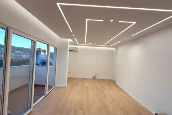 House for Sale Apartment in Tirana, 2+1, Furniture Emty, Payment 270,000  Euro.