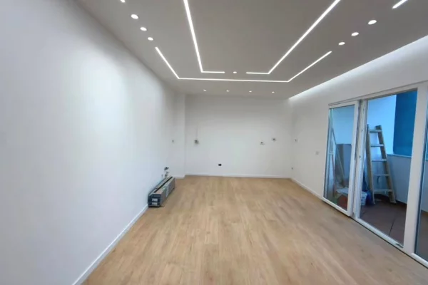 House for Sale Apartment in Tirana, 2+1, Furniture Emty, Payment 270,000  Euro.