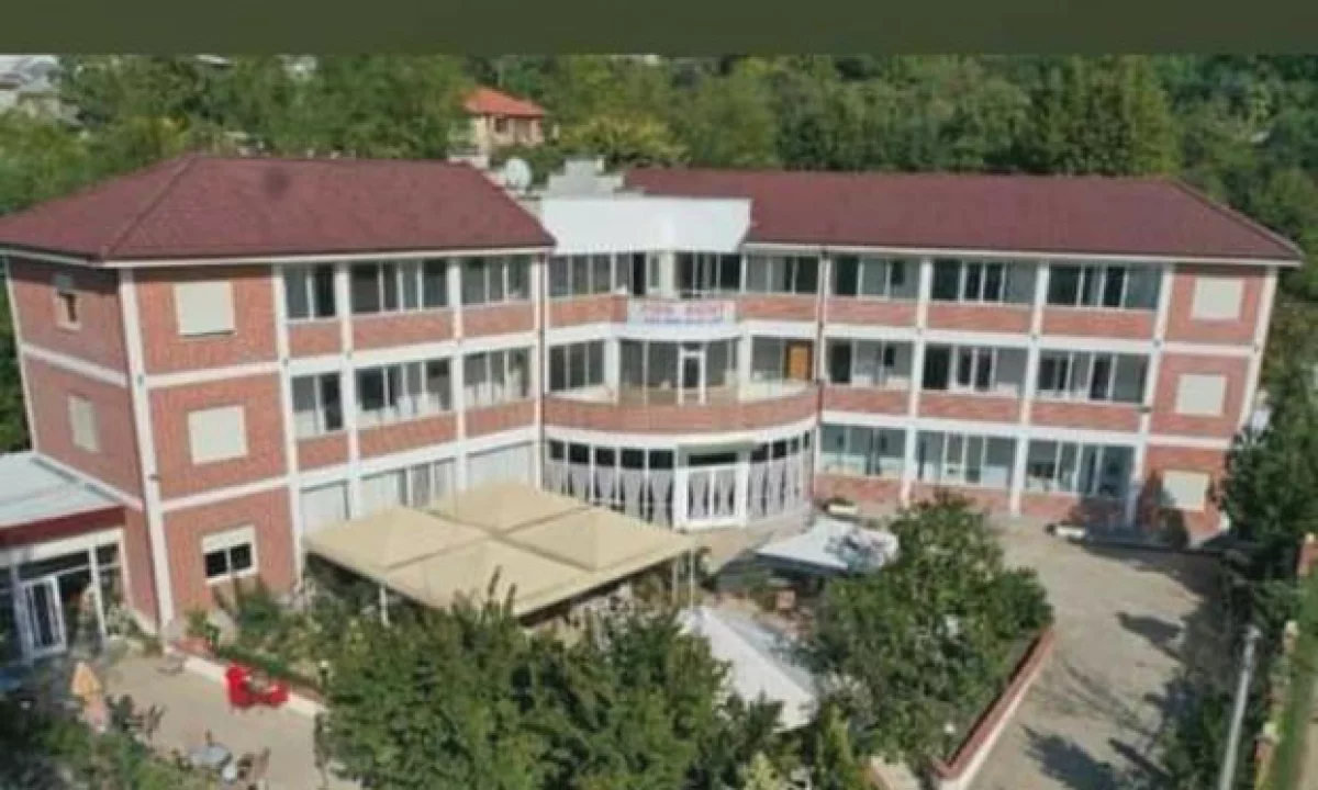 JEPET ME QIRA GODINE MULTIFUNKSIONALE – AFER LIQENIT TE LINZES